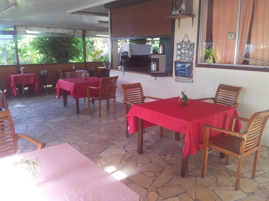 Pension Fare Maeva HUH Exterior foto
