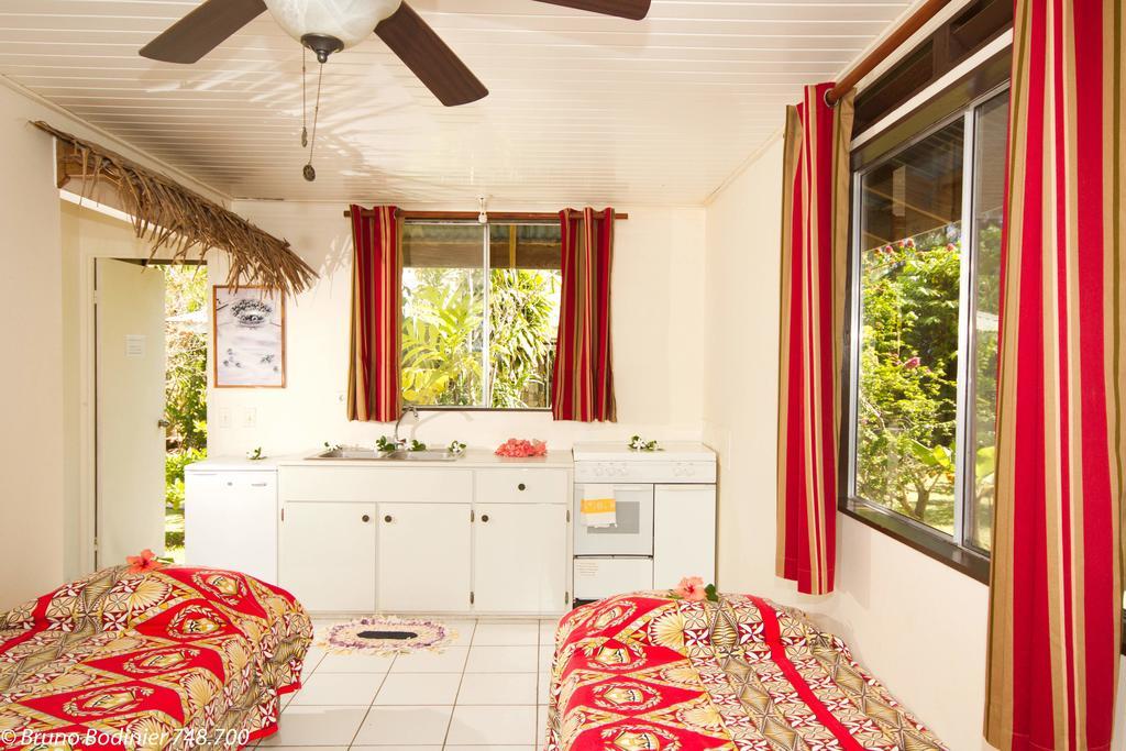 Pension Fare Maeva HUH Exterior foto